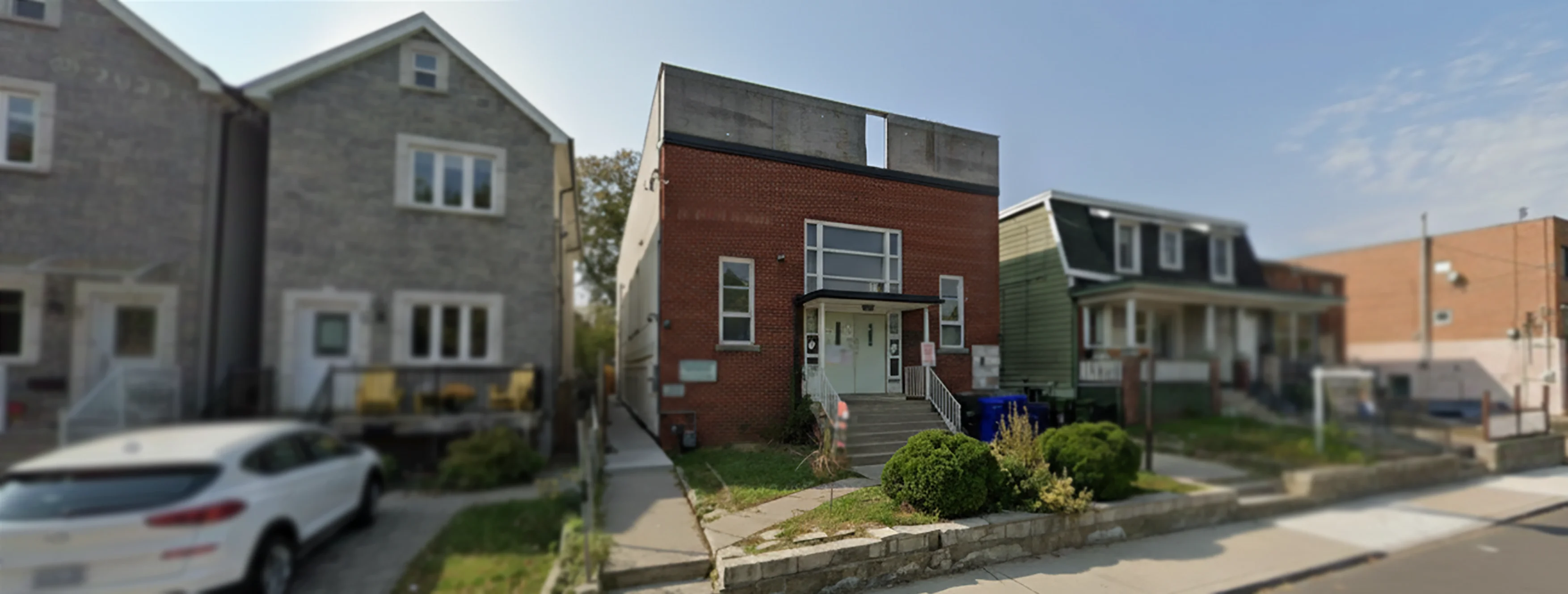 Exterior view of Masjid-Ut-Taqwa Toronto building